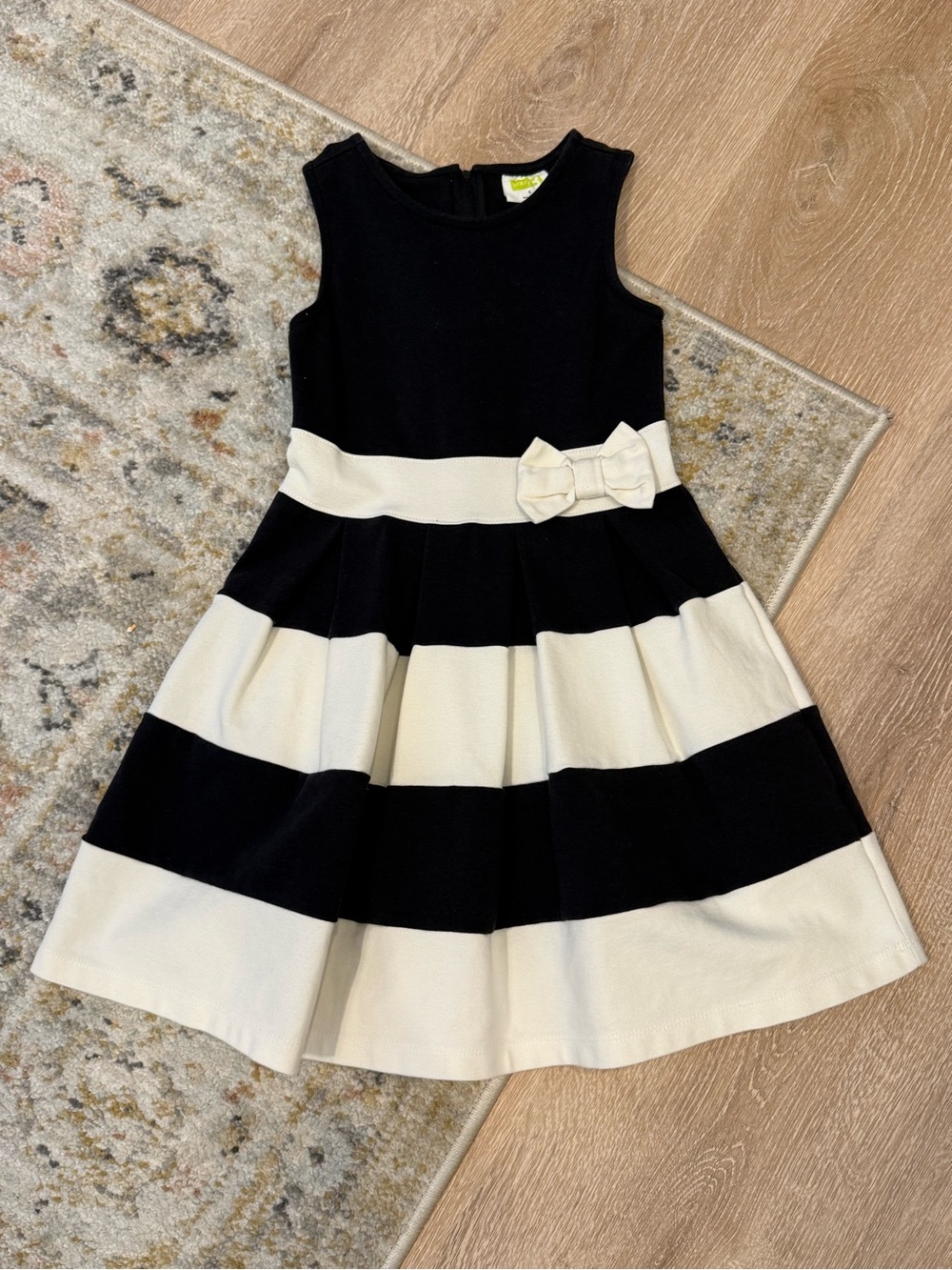 Girl’s Crazy 8 dress size 6